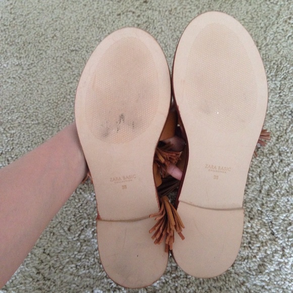 Zara Tasseled Roman Gladiator Sandals - Picture 4 of 4