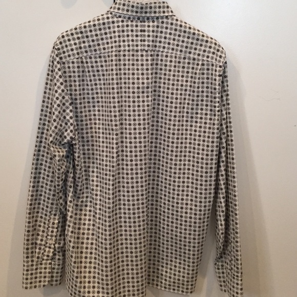 Men's patterned button down - Picture 2 of 4