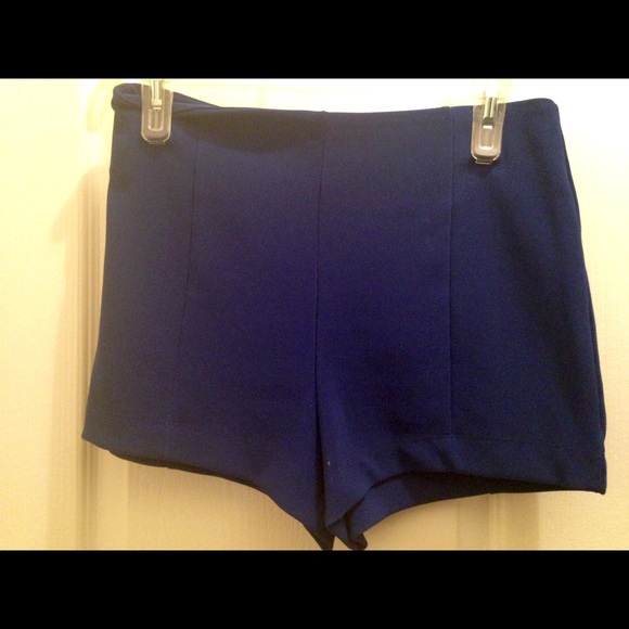 SOLD!!!!!! Forever 21 Blue Disco Shorts M - Picture 2 of 4