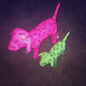 Victoria secret Pink dogs!