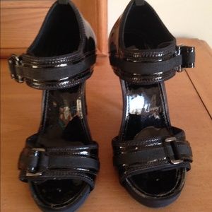 MICHAEL KORS - KORS Black Leather Heels 7
