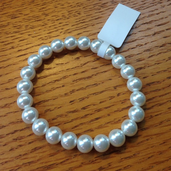 Shell pearl bracelets - Picture 3 of 4