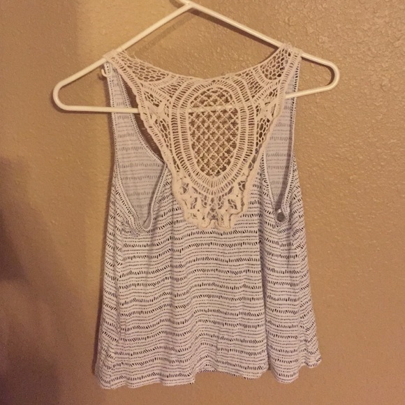Summer lace shirt - Picture 2 of 2