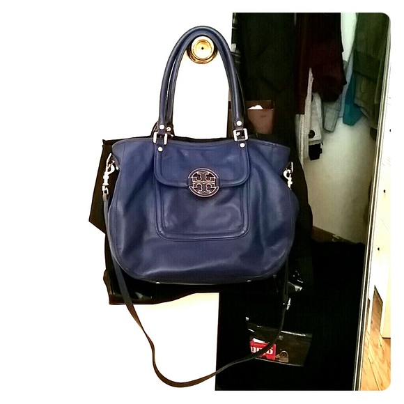 Handbag royal blue 100% leather and authentic