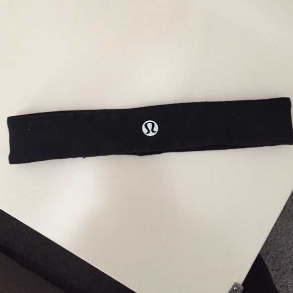 Black Lululemon Head bad with grip worn once