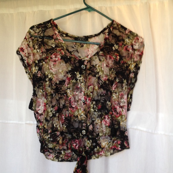Floral lace top