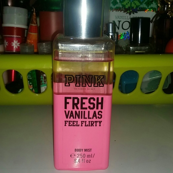VS PINK Feel Flirty Spray