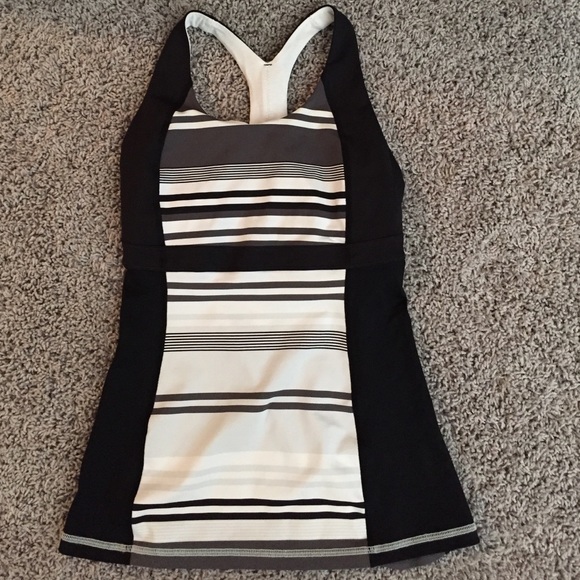 Lululemon Tank size 4
