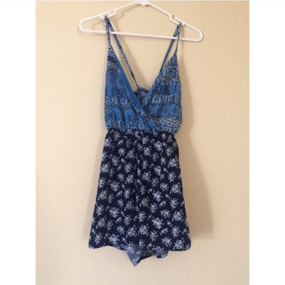 Cross cross back romper