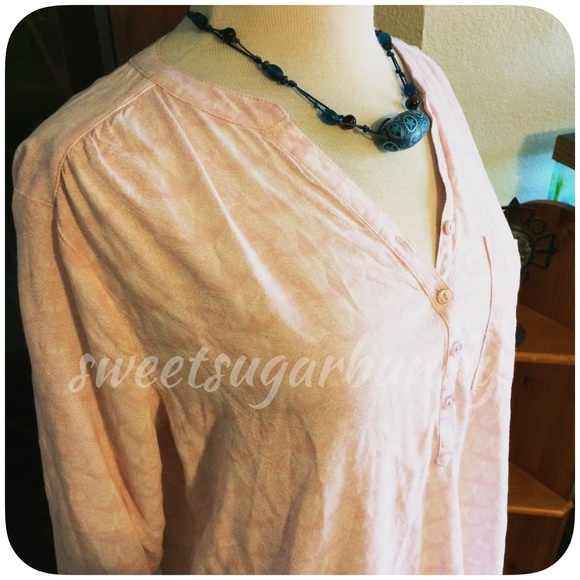 👚 Pretty Pink Petite Hi-Lo Top - Picture 1 of 4