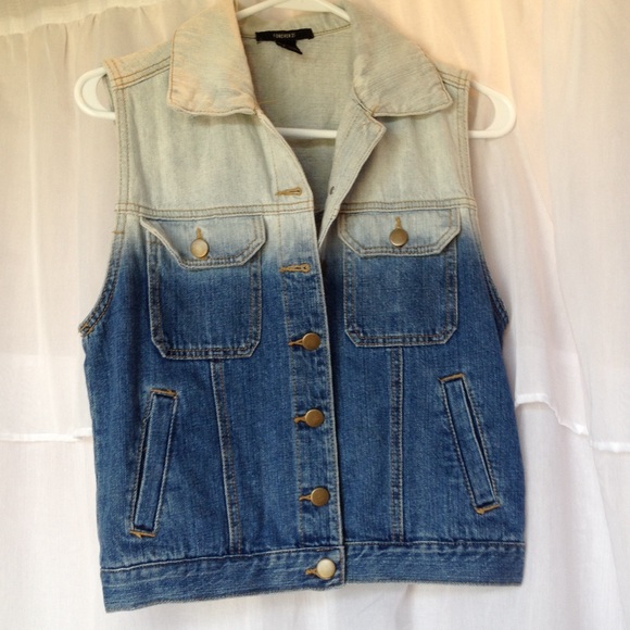 Forever 21 Denim ombré jean vest