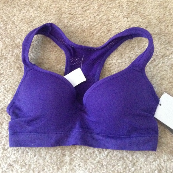 Sports bra