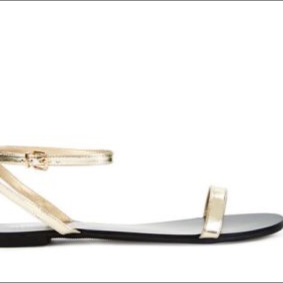 JustFab People Style Watch Tay Sandals