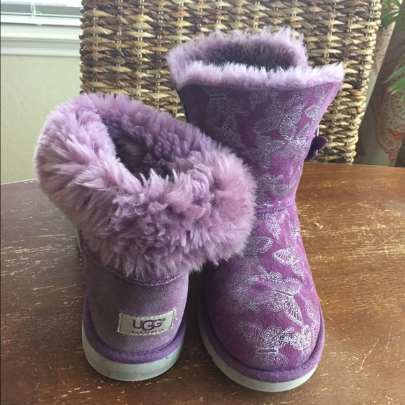 UGG BOOTS girls size 5