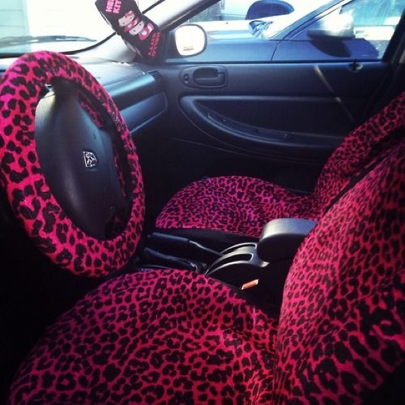 Pink leopard print seat cover/steering wheel