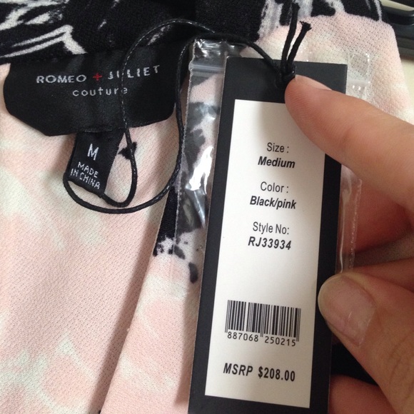 Romeo+Juliet Couture Halter Short Romper - Picture 2 of 4