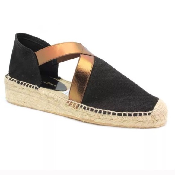 Bettye Muller Black Espadrille Slip-Ons  SZ 6