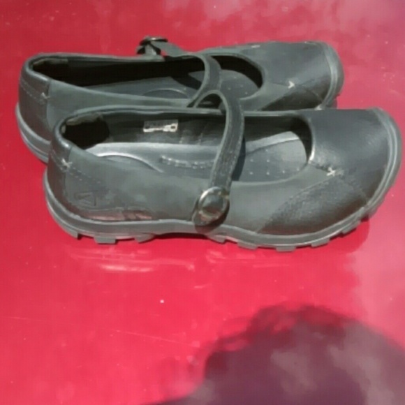 Keen black mary janes
