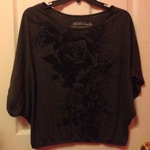 Grey oversized top w/ rose