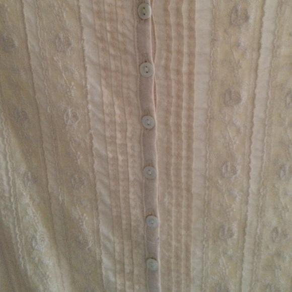 Detailed embroidered long sleeve top - Picture 2 of 2