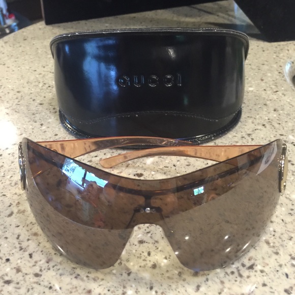 Gucci sunglasses with case