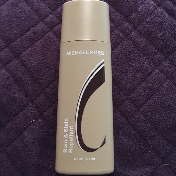 💋SOLD💋Michael Kors Rain&Stain Repellent