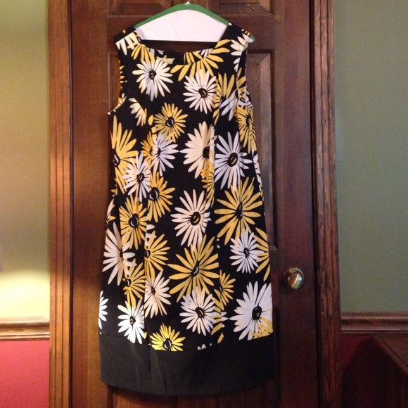 Ladies dress