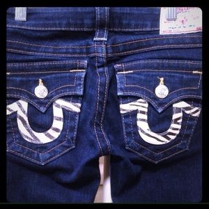 Sold! 4 pairs of True Religion