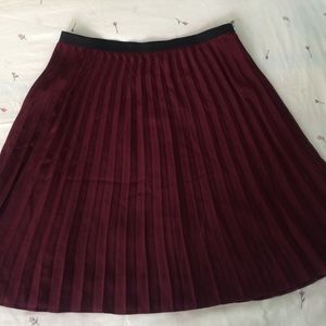 Burgundy pleated skirt