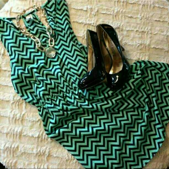Teal and Black Chevron Dress - Picture 2 of 4
