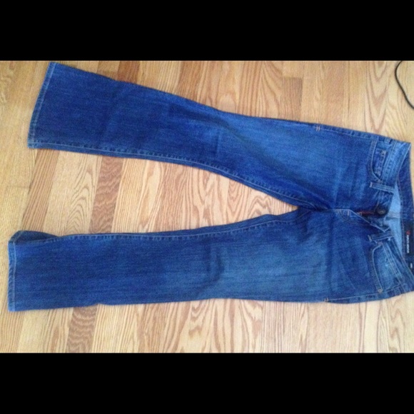 Women's size 28 People's Liberation Janine jeans