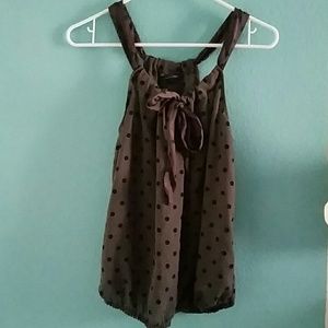 Sleeveless flowy top