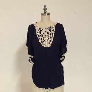 Xhilaration navy top with detailing