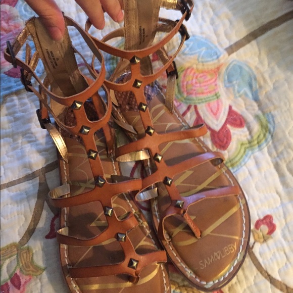 Sam & Libby sandals.