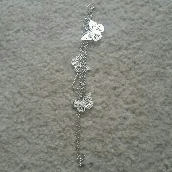 Chain earring