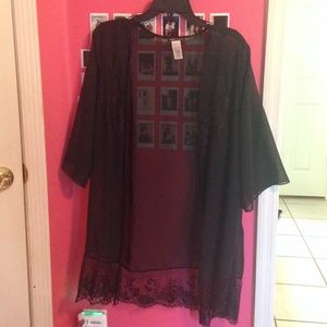 Black lace kimono