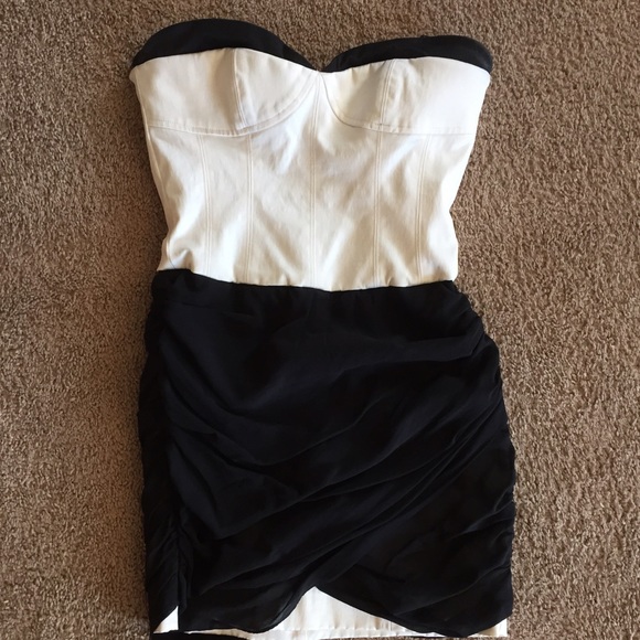 Bebe ivory and black bustier minidress