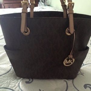 Michael Khors bag