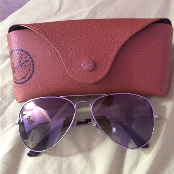 Aviator ray bans! Basically brand new