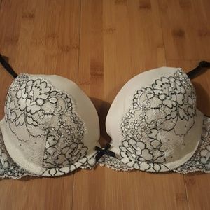 Victoria Secret Dream angels push up bra.