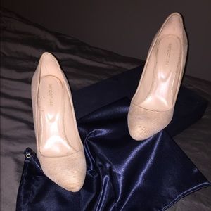 Sergio Rossi beige pump size 40