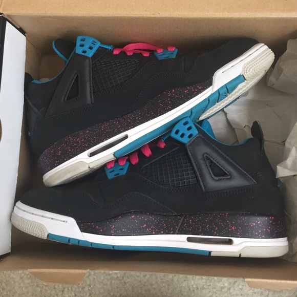 Jordan Shoes - girls air jordan 4 retro gs ( NEED GONE ASAP )