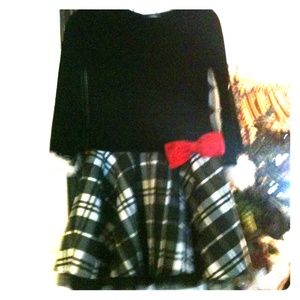 Gorgeous children's dress.