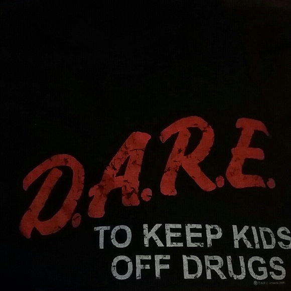 D.A.R.E Scooped neck shirt! - Picture 1 of 2