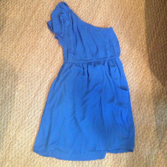 One strap dress