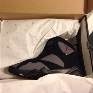 Jordan 7 bordeaux size 9