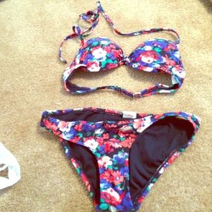 Women's bikini size small