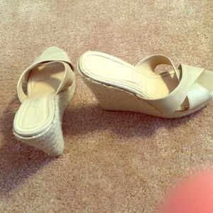 Beige charming Charlie wedges size 7