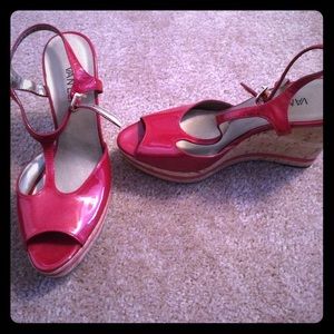 Red vaneli wedges size 7.5