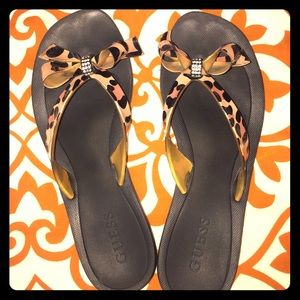 NEW GUESS SANDALS!✨